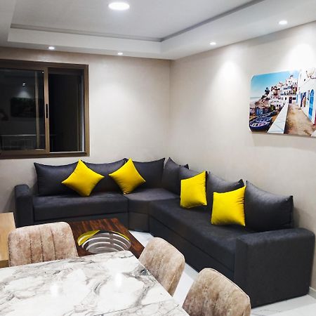 Super Apartement Totalement Neuf Et Climatise A Cote Du Centre Commercial Marjane M2 แทนเจียร์ ภายนอก รูปภาพ