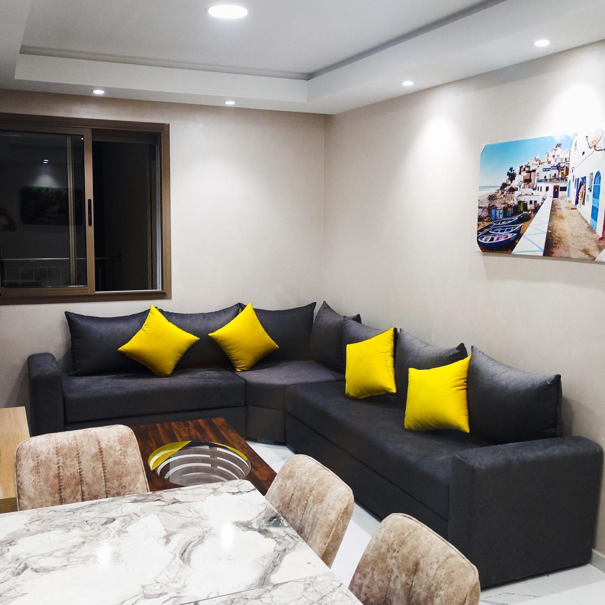 Super Apartement Totalement Neuf Et Climatise A Cote Du Centre Commercial Marjane M2 แทนเจียร์ ภายนอก รูปภาพ